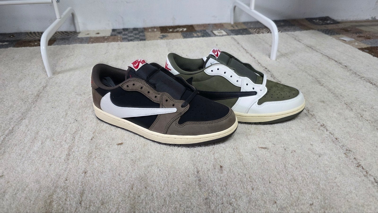 Nike Jordan 1 Low Travis Scott Reverse Mocha, Bruin, Nike, Nieuw, Ophalen of Verzenden