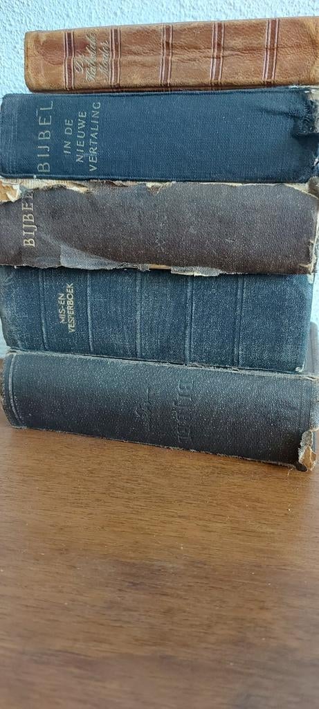 5 zeer oude bijbels, Antiek en Kunst, Ophalen of Verzenden