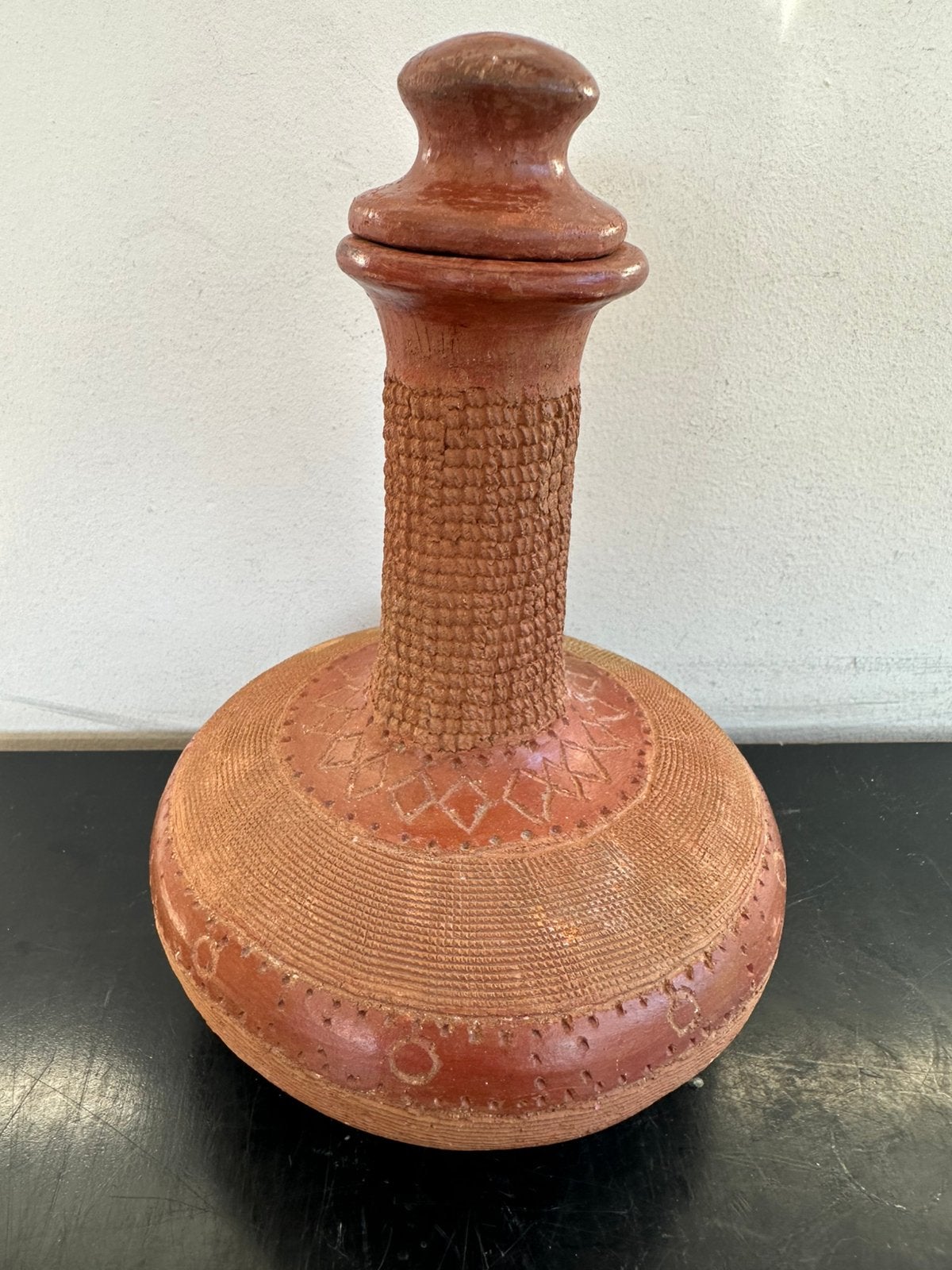 Antiek Thais Harphunchai aardewerk kruikje, Ophalen of Verzenden