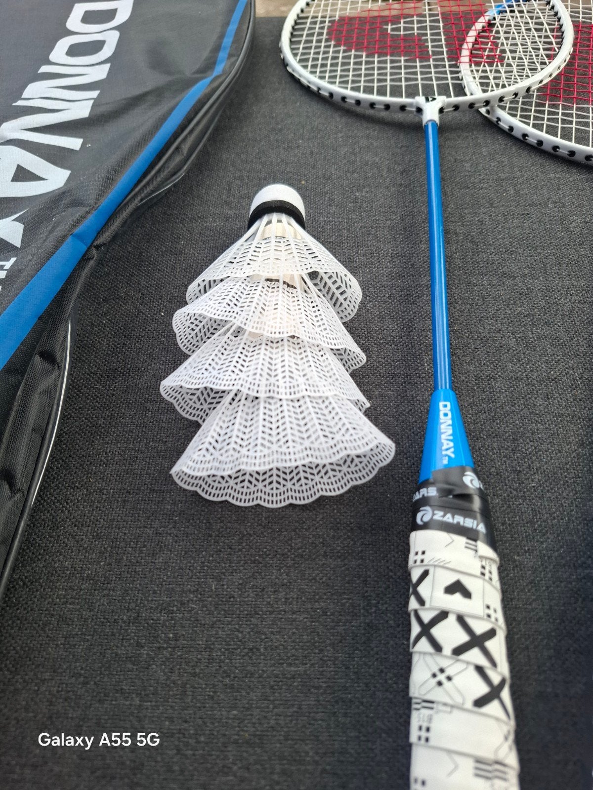 Donnay Badminton Rackets Set met Hoes en Shuttles, Donnay, Onbekend, Ophalen of Verzenden, Zo goed als nieuw