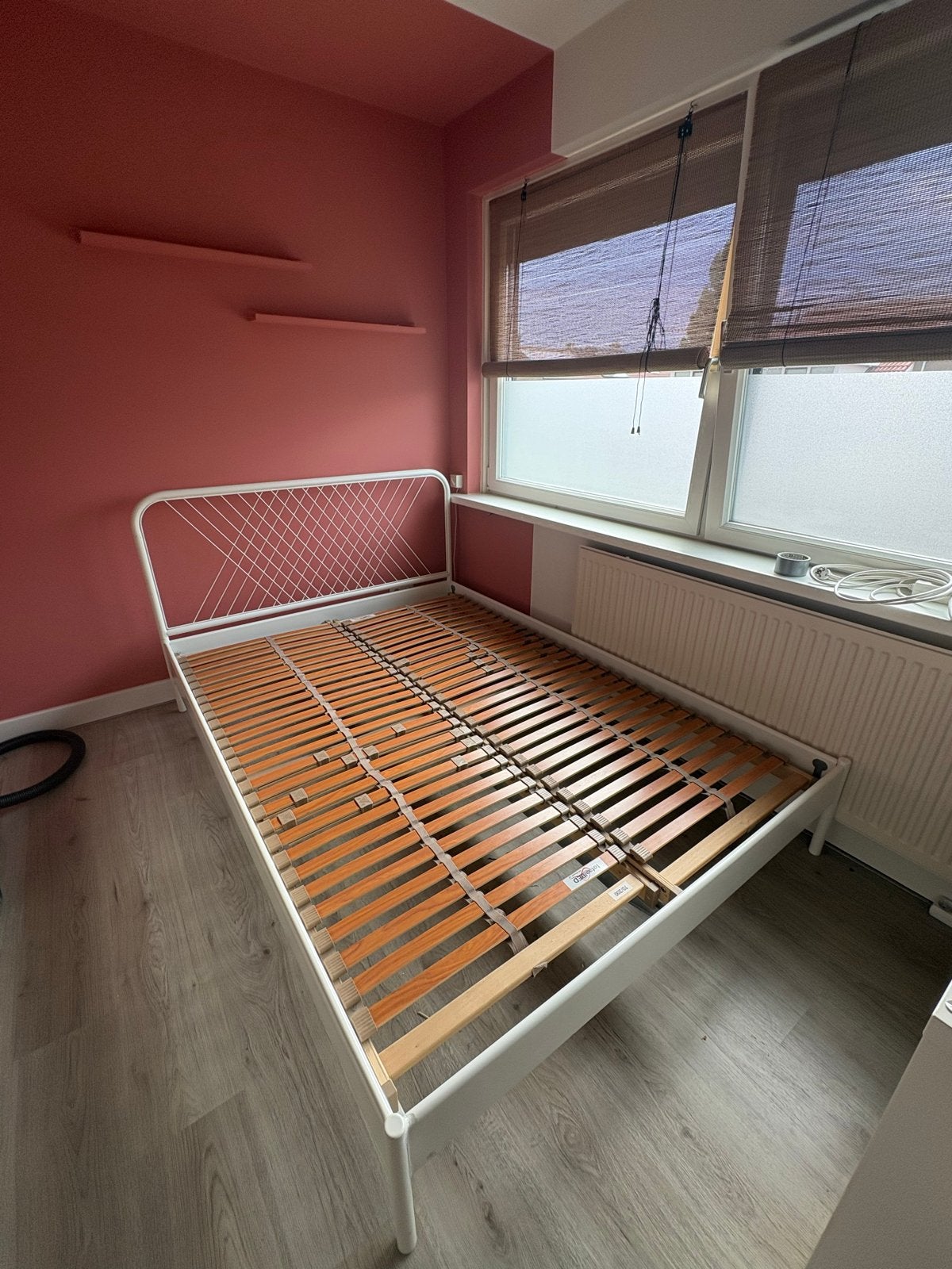 IKEA NESTTUN bed 140x200 cm met lattenbodem, Ophalen, Gebruikt, Wit, Tweepersoons