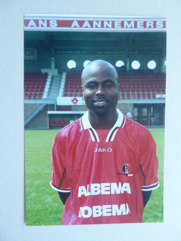 Persfoto.Raoul.Henar  Helmond Sport.2000/2001 10 x 15  cm, Ophalen of Verzenden, Zo goed als nieuw, Overige binnenlandse clubs