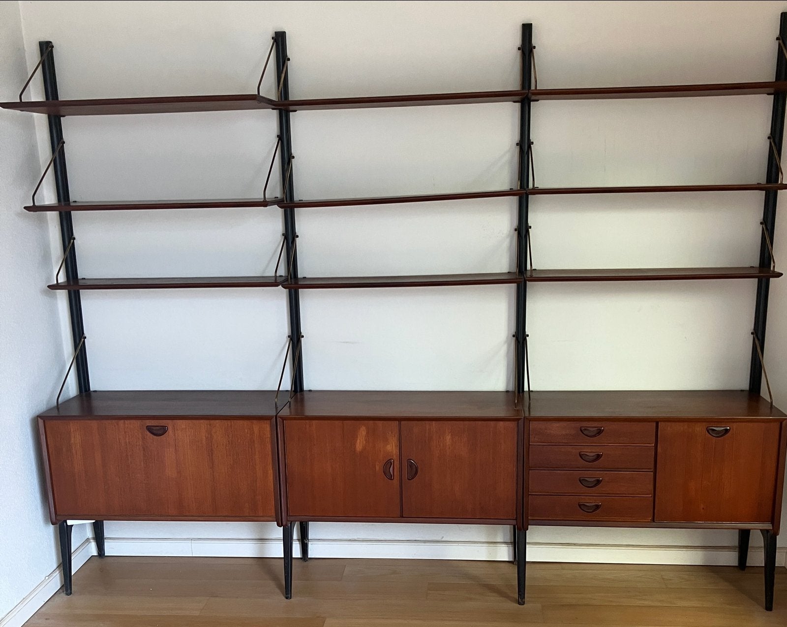 Vintage Louis van Teeffelen Webe wandmeubel, tafel, stoelen, Ophalen
