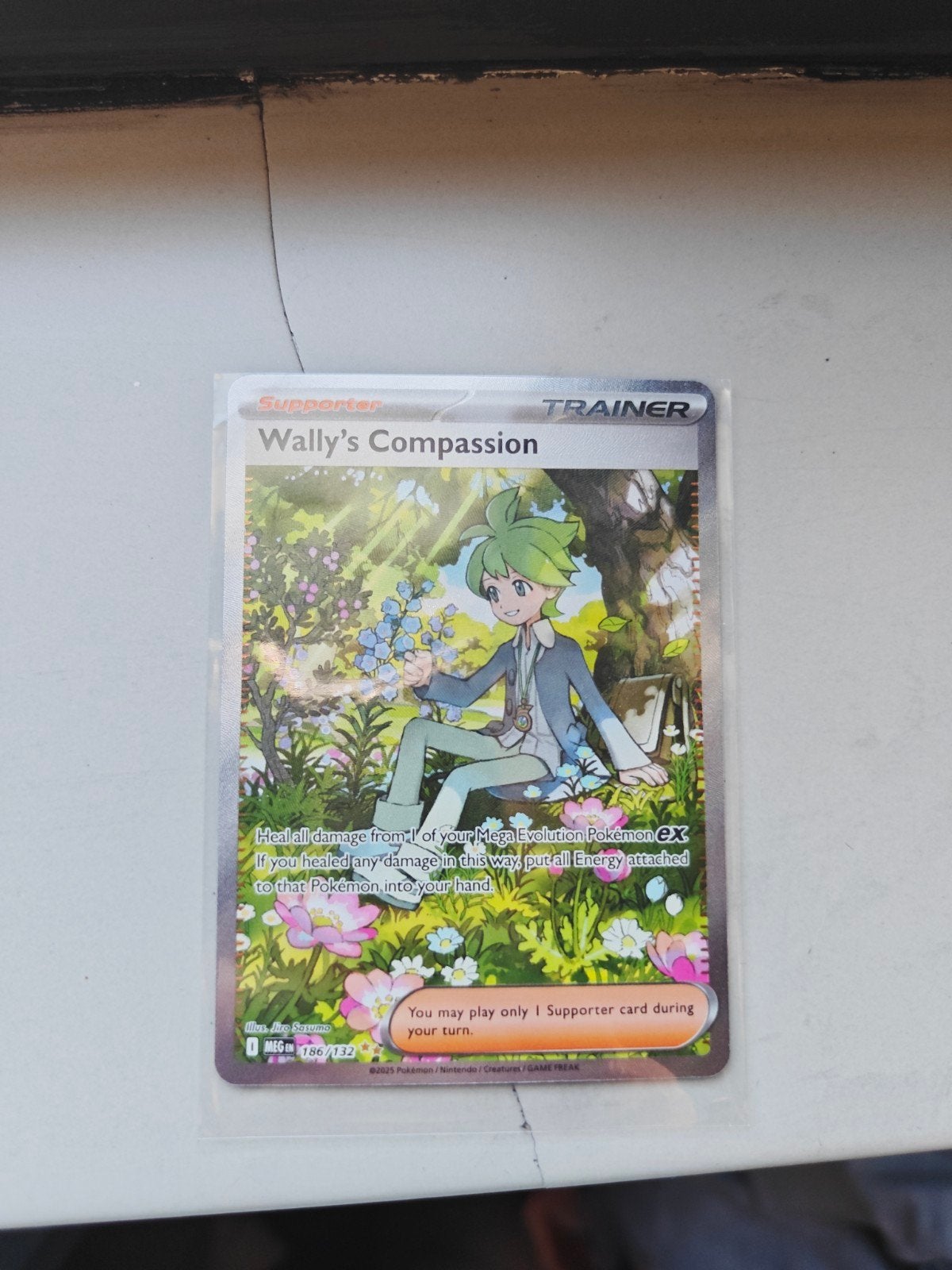 Wally's Compassion Pokémon Kaart - Perfecte Staat, Ophalen of Verzenden, Zo goed als nieuw, Losse kaart, Foil