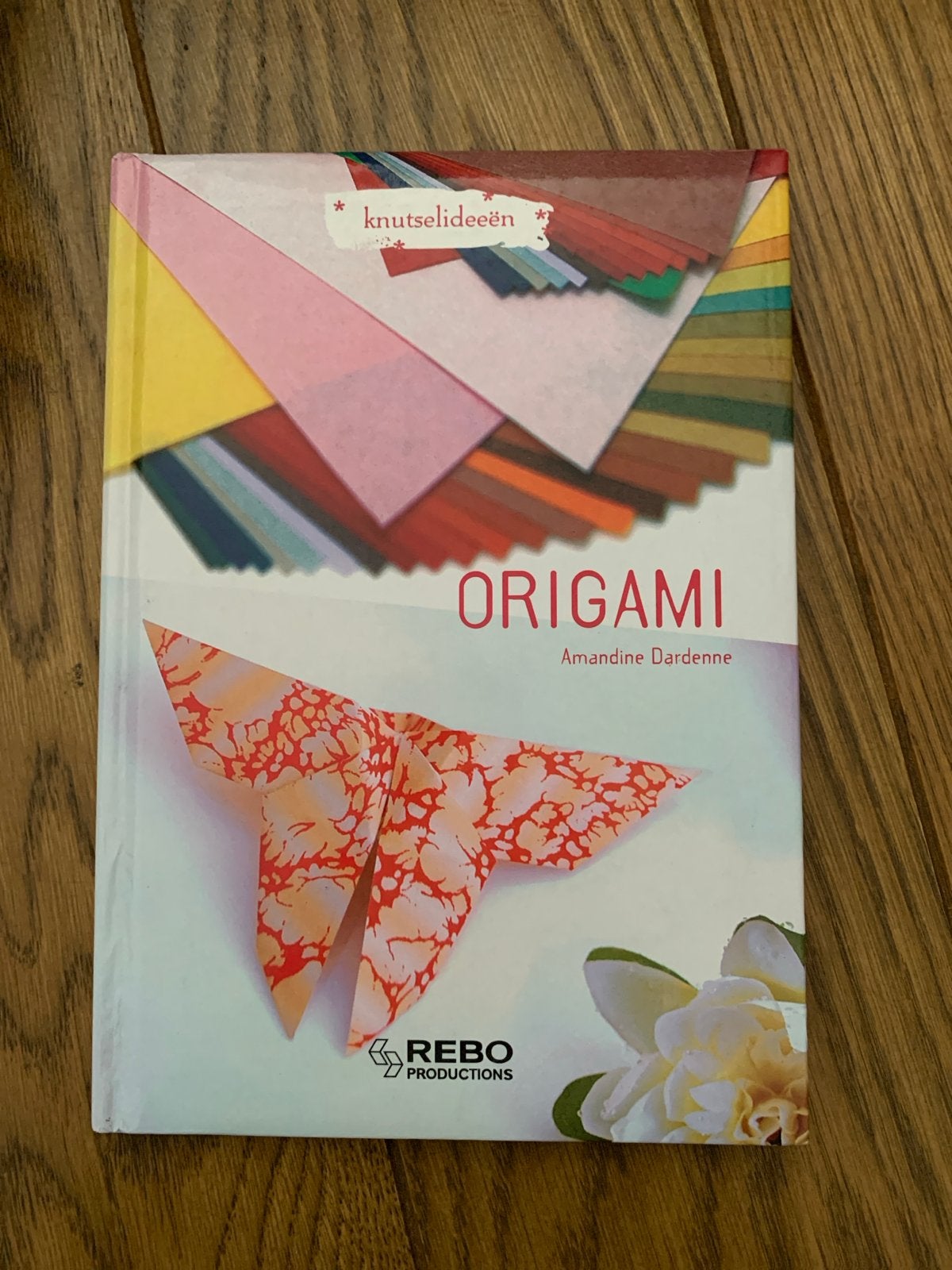 Origami Knutselideeën - Leer vouwen met Amandine Dardenne, Ophalen of Verzenden, Zo goed als nieuw, Scrapbooking en Knutselen