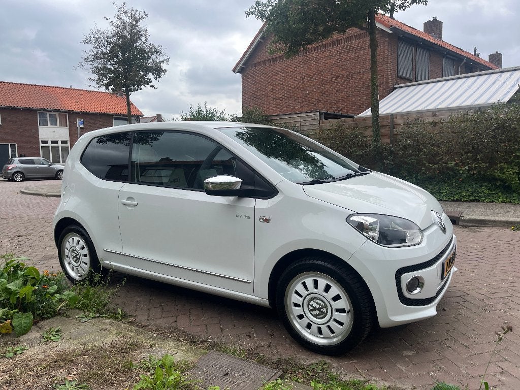 Volkswagen up! WHITE EDITION 2013 98.000km, Dealer onderhouden, Up!, 4 stoelen, Wit