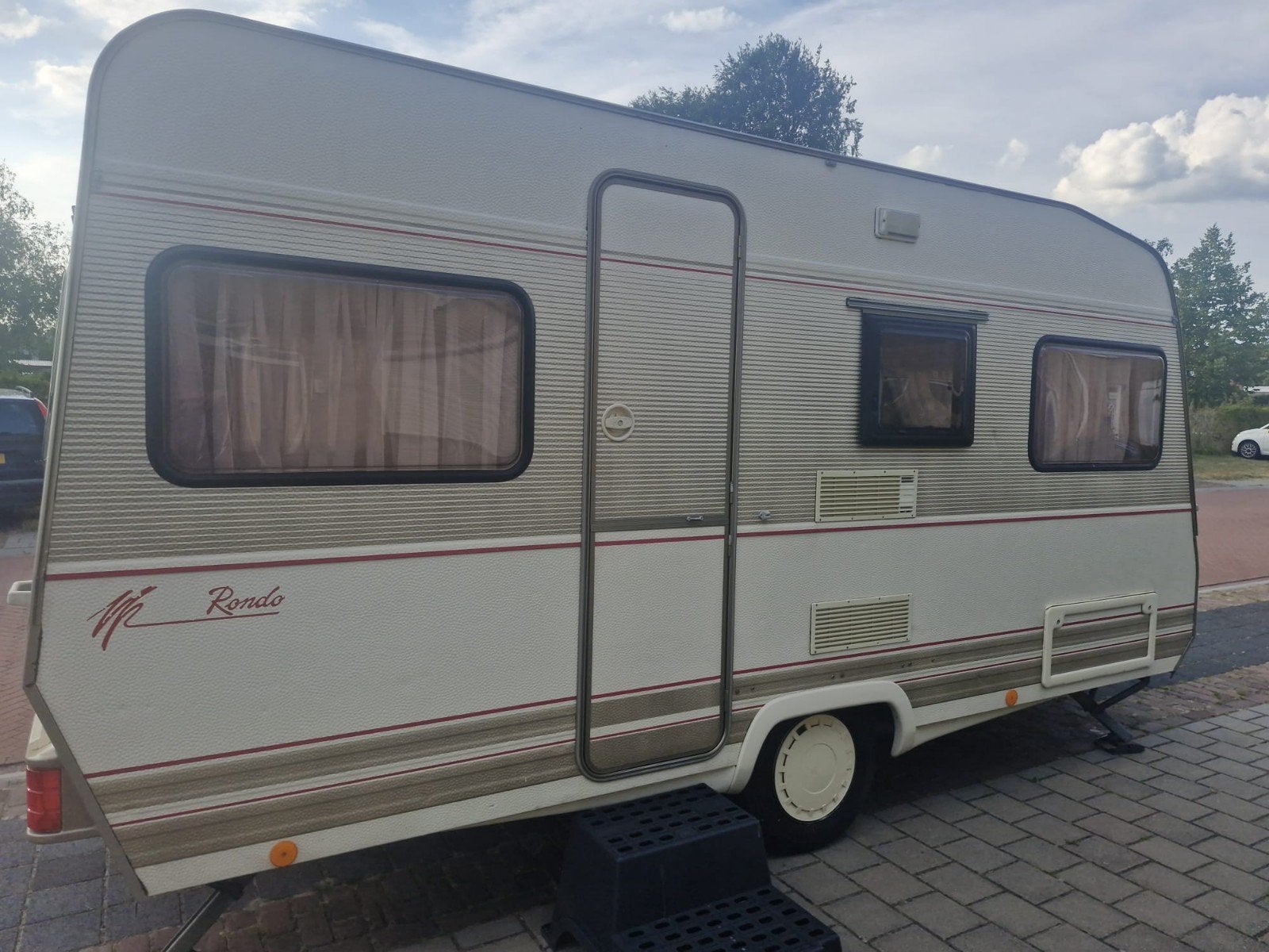 Dethleffs Rondo 1993 - Compleet met voortent en accessoires, Particulier