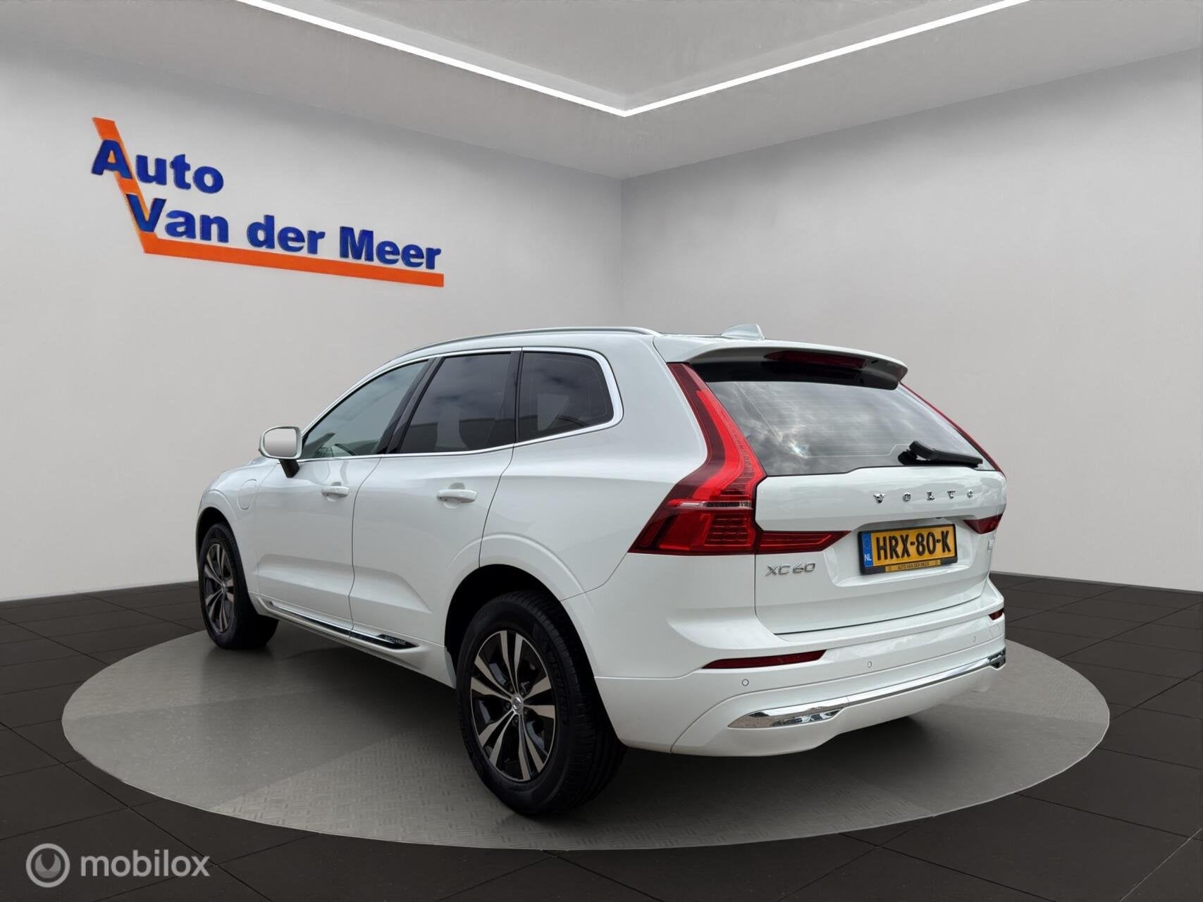 Volvo XC60 2.0 T6 Plug-in hybrid AWD / Carplay / All in prij, Auto's, Volvo, Automaat, 12 maanden, Gebruikt, Euro 6