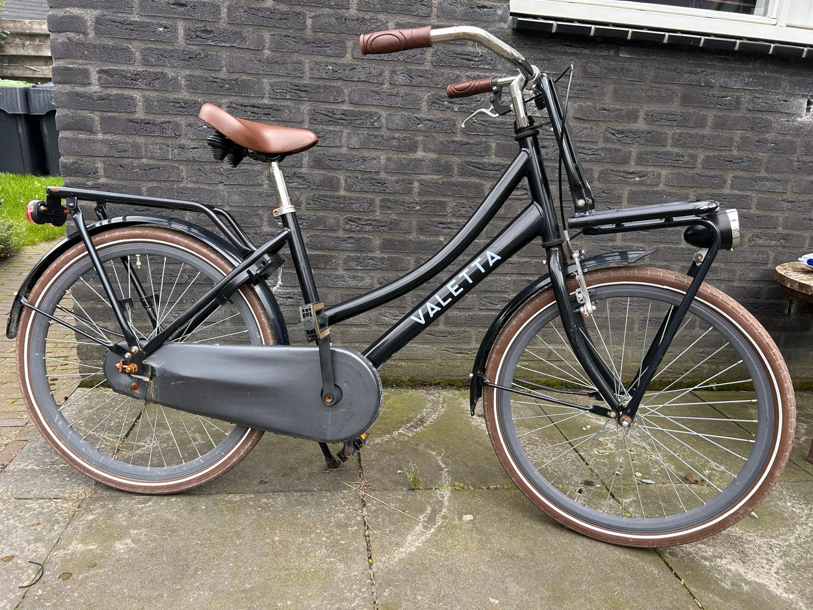 Valetta transportfiets zwart 24 inch met bruine accenten, Overige merken, Terugtraprem, Gebruikt, Ophalen of Verzenden