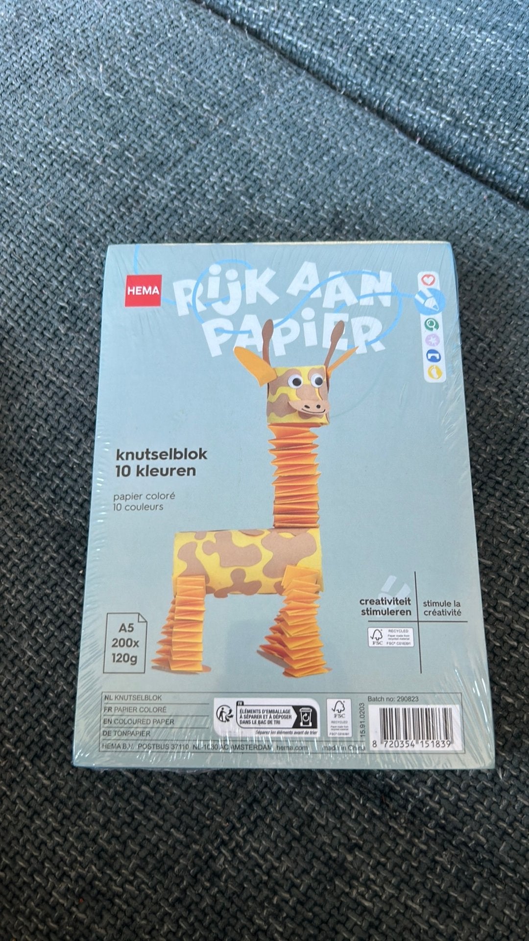 knutselblok 10 kleuren, Abstract, Meerkleurig, Ophalen of Verzenden, Zo goed als nieuw