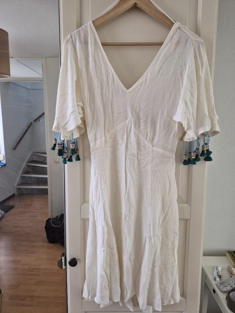 dress, Wit, Twist, Knielengte, Gedragen