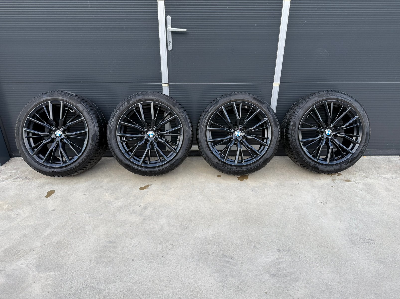 BMW 18inch Styling 796M winterset Pirelli 3 RFT Breedset, Auto-onderdelen, Ophalen, 18 inch, Banden en Velgen, Winterbanden