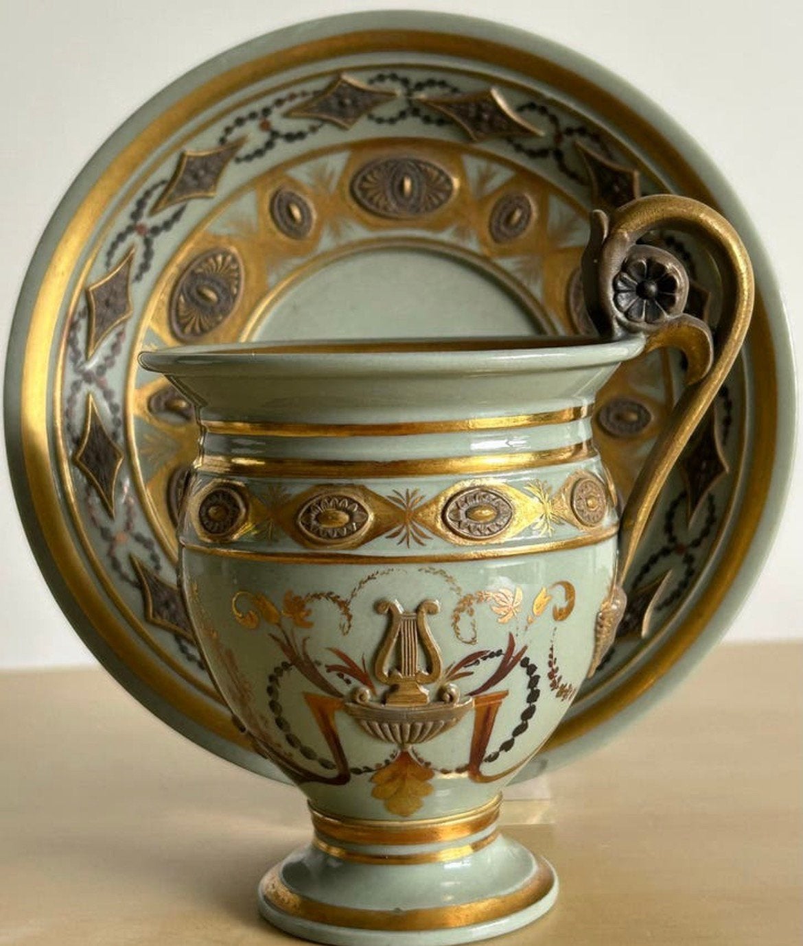 :Antieke Empire Kop en schotel (Parijs, 1810-1825), Antiek en Kunst, Antiek | Keramiek en Aardewerk, Ophalen of Verzenden