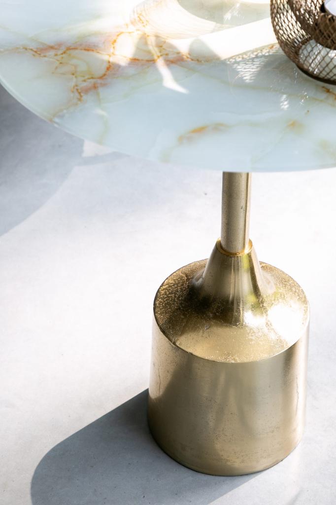NIEUWE BIJZETTAFEL GOUD met WIT BLAD 48 cm., Minder dan 45 cm, Minder dan 55 cm, Metaal of Aluminium, Pietseweg 13A Oud Gastel