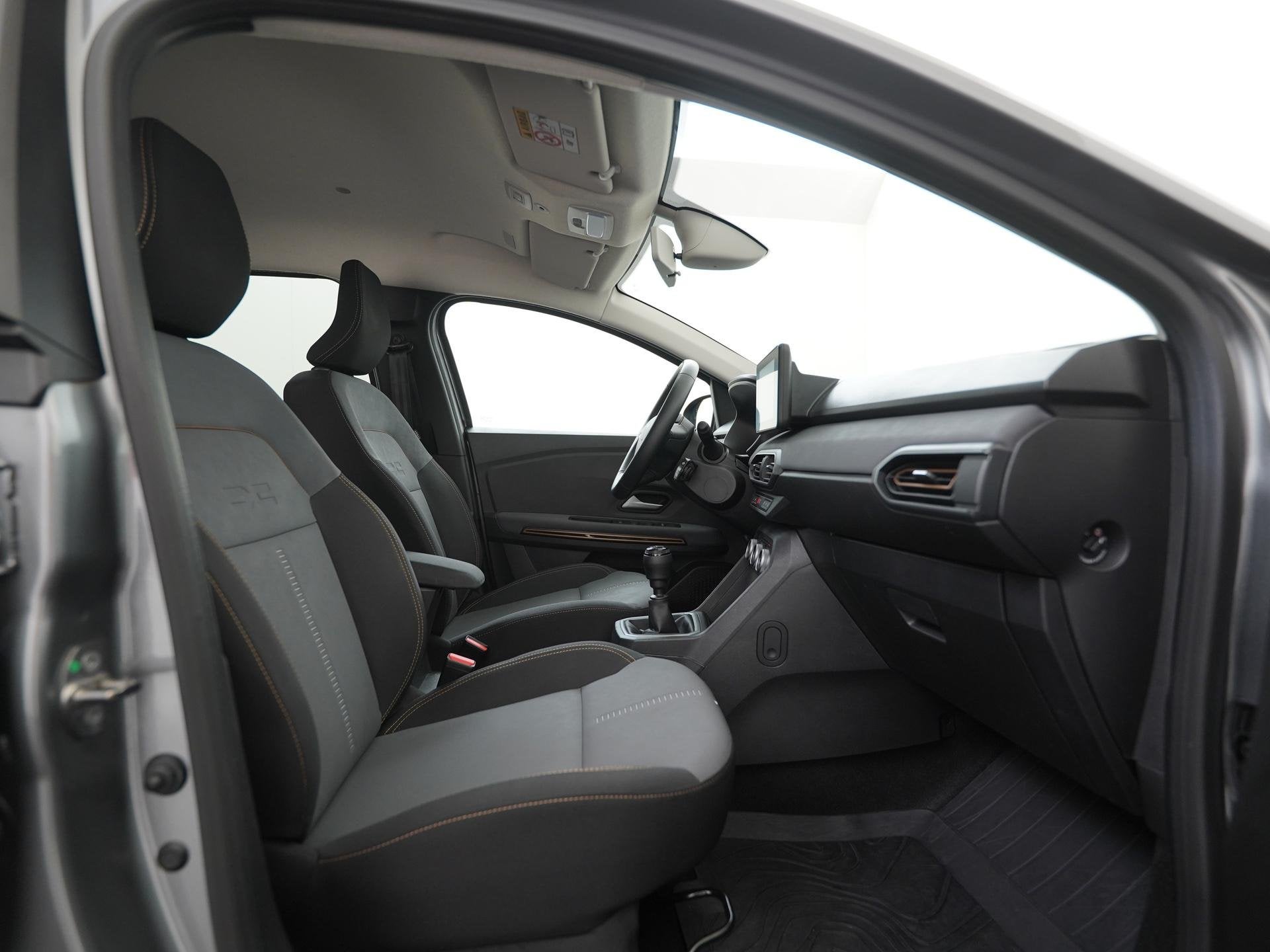 Dacia Jogger 1.0 TCe 110 Extreme | 7 Persoons | | Camera | N, Auto's, Voorwielaandrijving, 12 maanden, Stof, Gebruikt