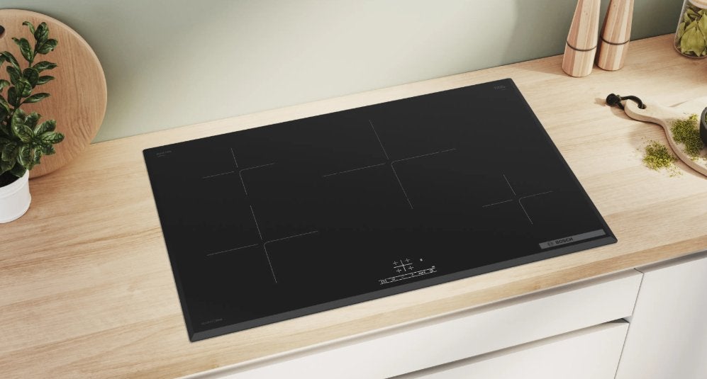 BOSCH inductiekookplaat 80 grote zone Ø28cm NIEUW beste koop, Witgoed en Apparatuur, Ophalen, Shop-nl@bosch-home.com, Nieuw, Energieklasse A of zuiniger