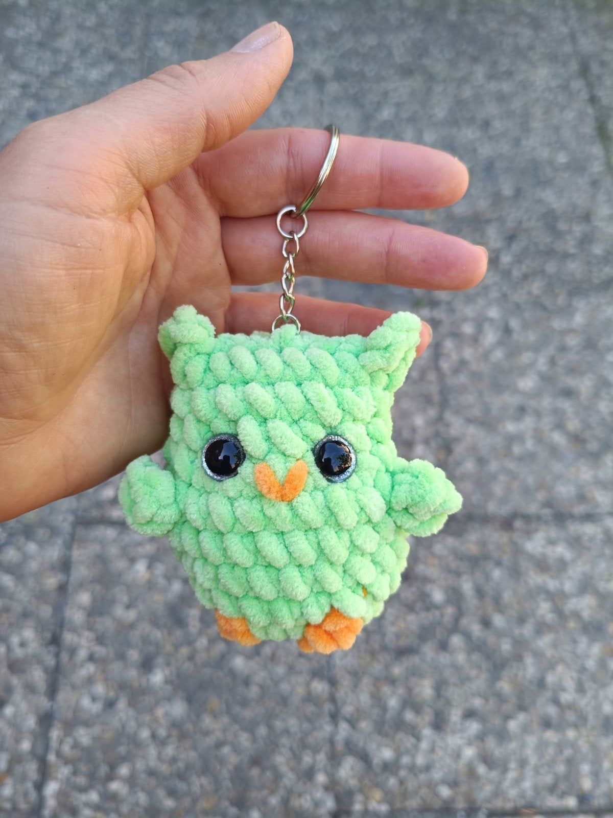 Gehaakte Duolingo uil sleutelhanger – handgemaakt amigurumi, Ophalen of Verzenden, Nieuw, Overige typen