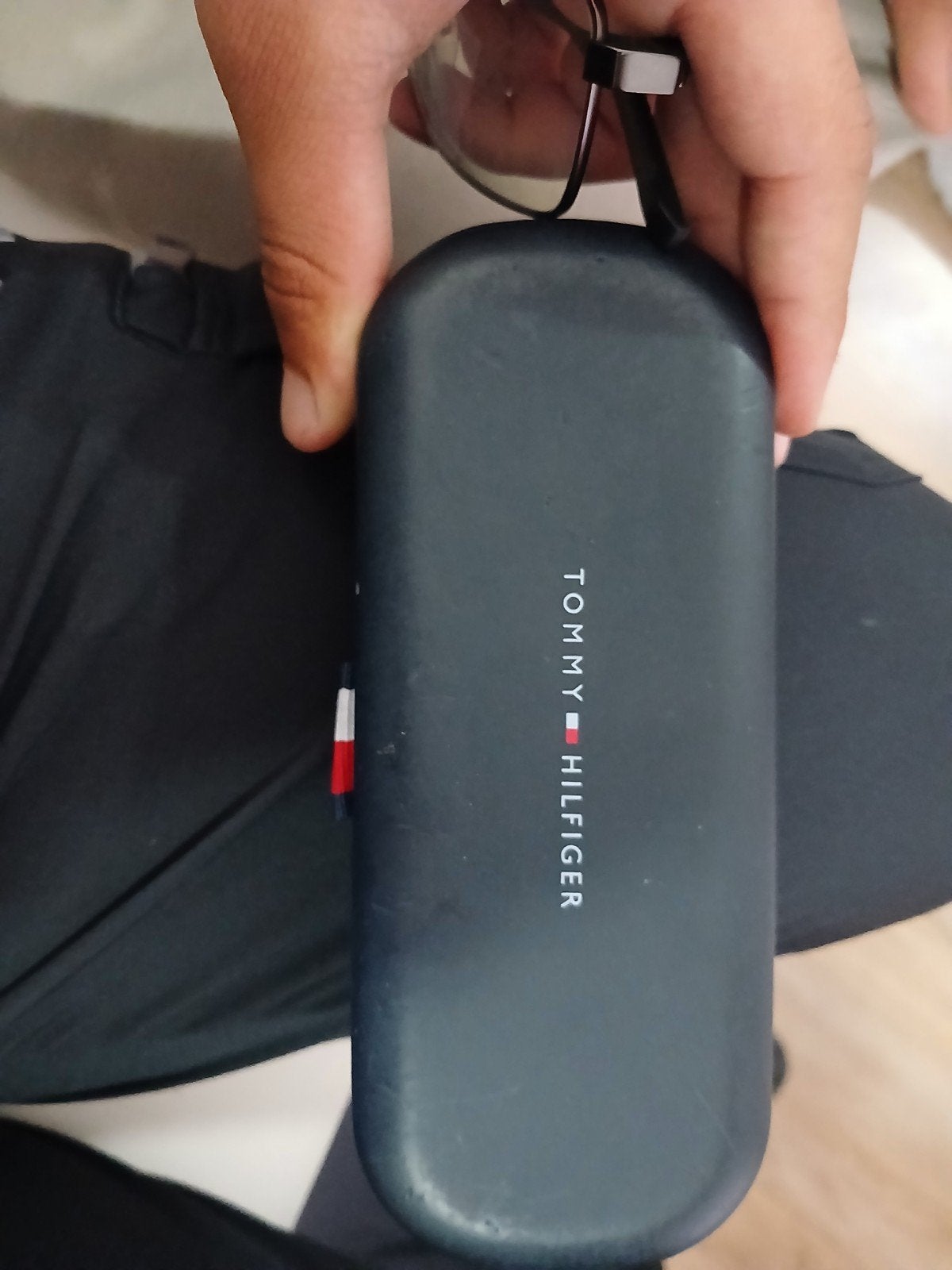 Tommy Hilfiger Bril met etui - TH 1946 8VK 145, Overige merken, Gebruikt, Zwart, Ophalen of Verzenden