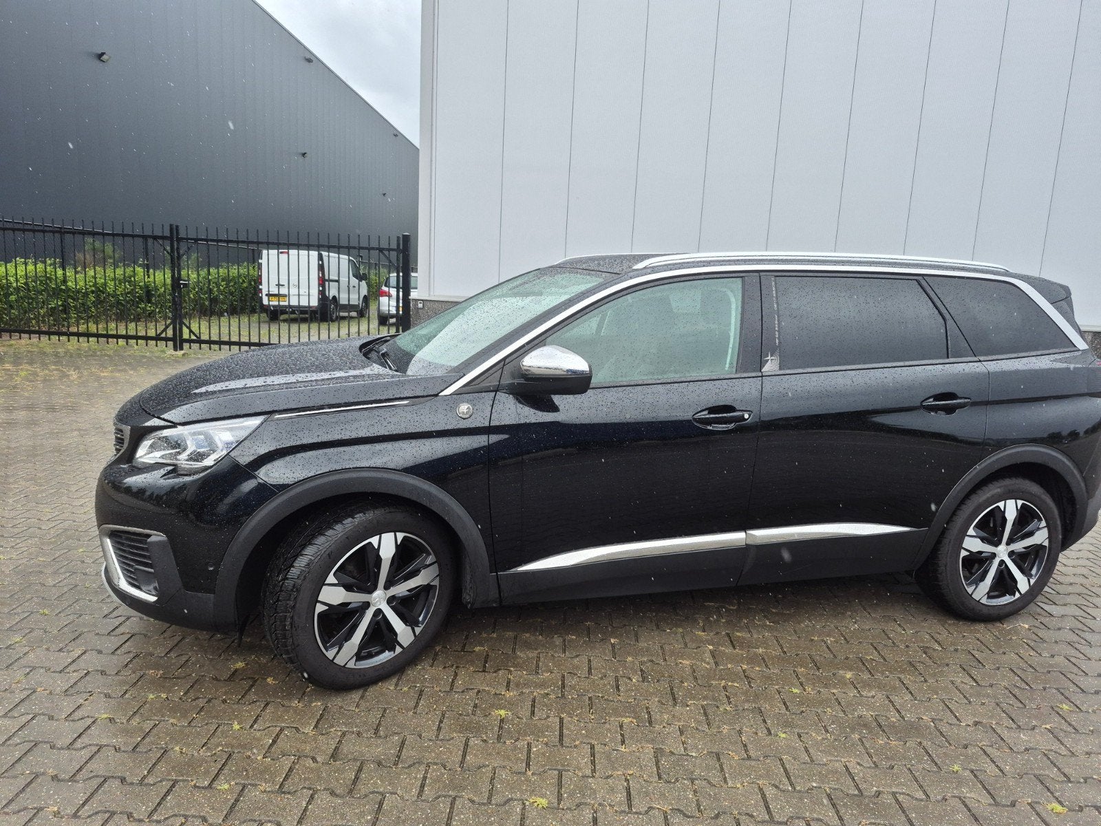 Peugeot 5008 Crossway 1.2 Puretech Nieuwe Distributie riem!!, Zwart, 1199 cc, Zwart, Origineel Nederlands