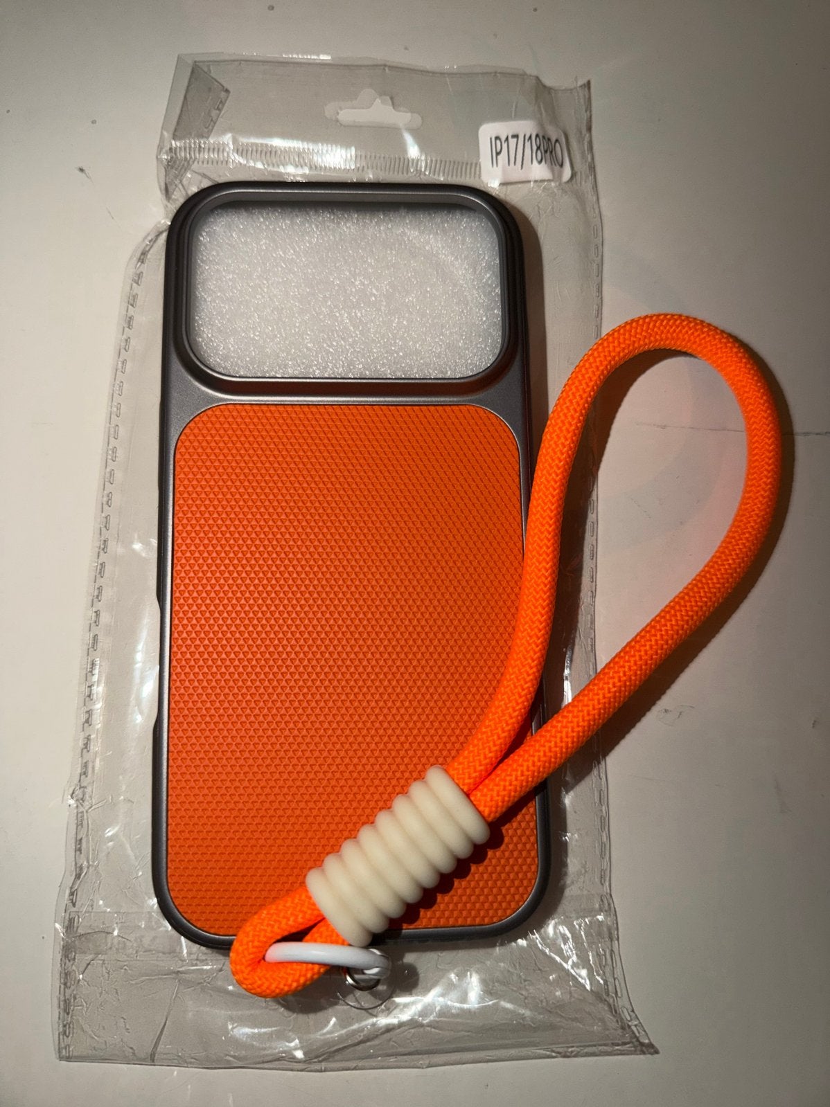Nieuw iPhone 17/18 Pro hoesje met koord, IPhone 17, Met koord, Oranje, Nieuw