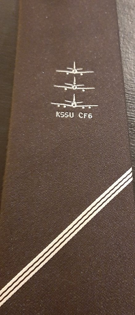 KSSU CF6 Maintenance stropdas Vliegtuigonderhoud Schiphol, Ophalen of Verzenden, Nieuw, Gebruiksvoorwerp