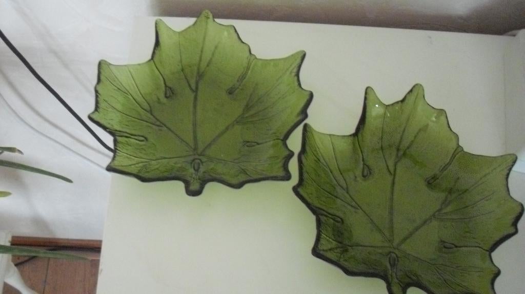 2 groene persglas Schaaltjes, Antiek en Kunst, Antiek | Glas en Kristal, Ophalen of Verzenden