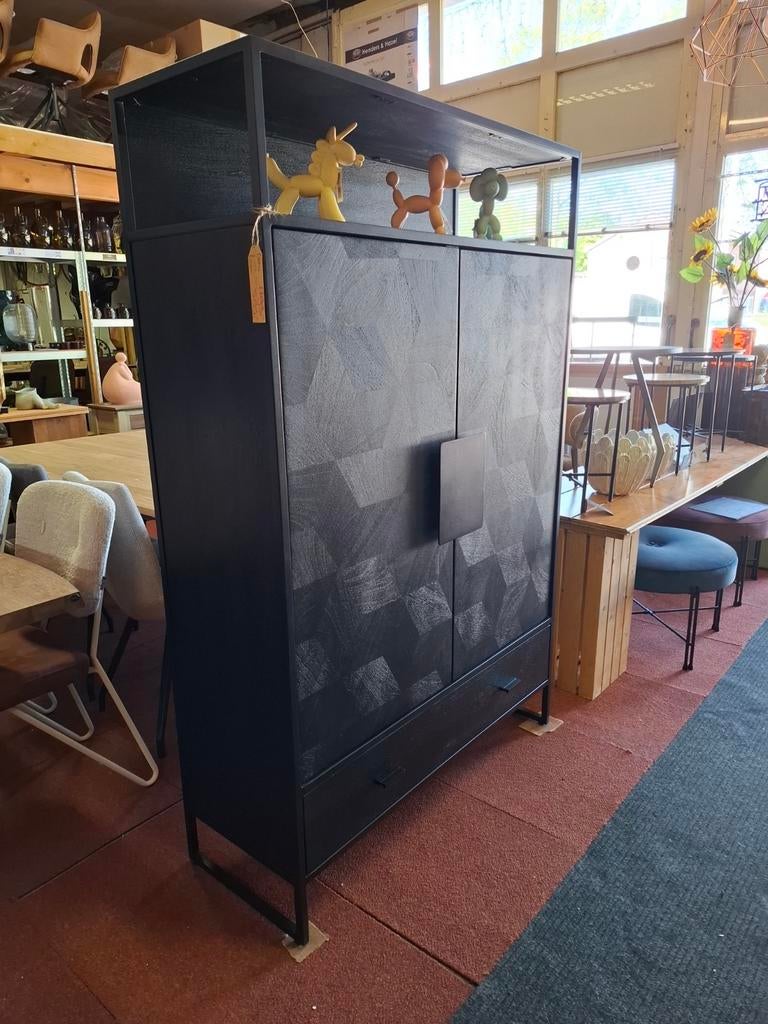 Nieuwe bergkast, 115x42x175 cm, Onyx, Capella Xooon, Huis en Inrichting, Kasten | Wandmeubels, Met deur(en), Nieuw, Minder dan 150 cm