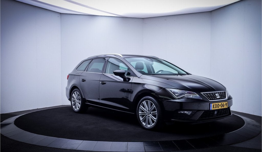 SEAT Leon ST 1.4T 150Pk Dsg EXCELLENT KEYLESS | STOELVERW. |, Auto's, Seat, Gebruikt, Zwart, 4 cilinders, 150 pk