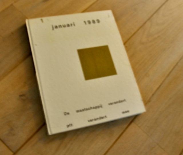 De maatschappij verandert, PTT verandert mee 1989,, Boeken, Ophalen of Verzenden, Zo goed als nieuw