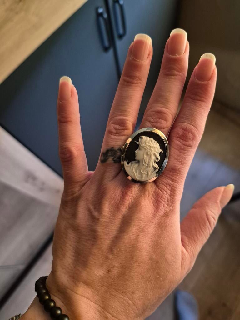 Verstelbare zilveren Italiaanse ring met camee, 18 tot 19, Ophalen of Verzenden, Zo goed als nieuw, Dame