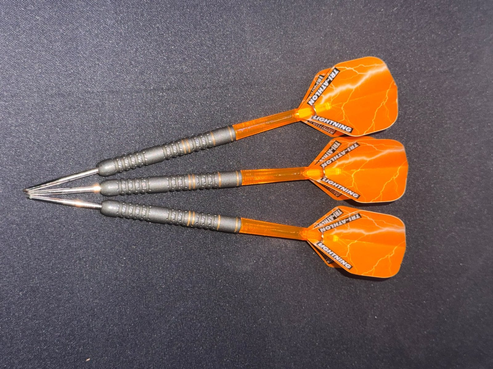 Michael van gerwen evox / gator pijlen / sharks, Ophalen, Zo goed als nieuw, Pijlen