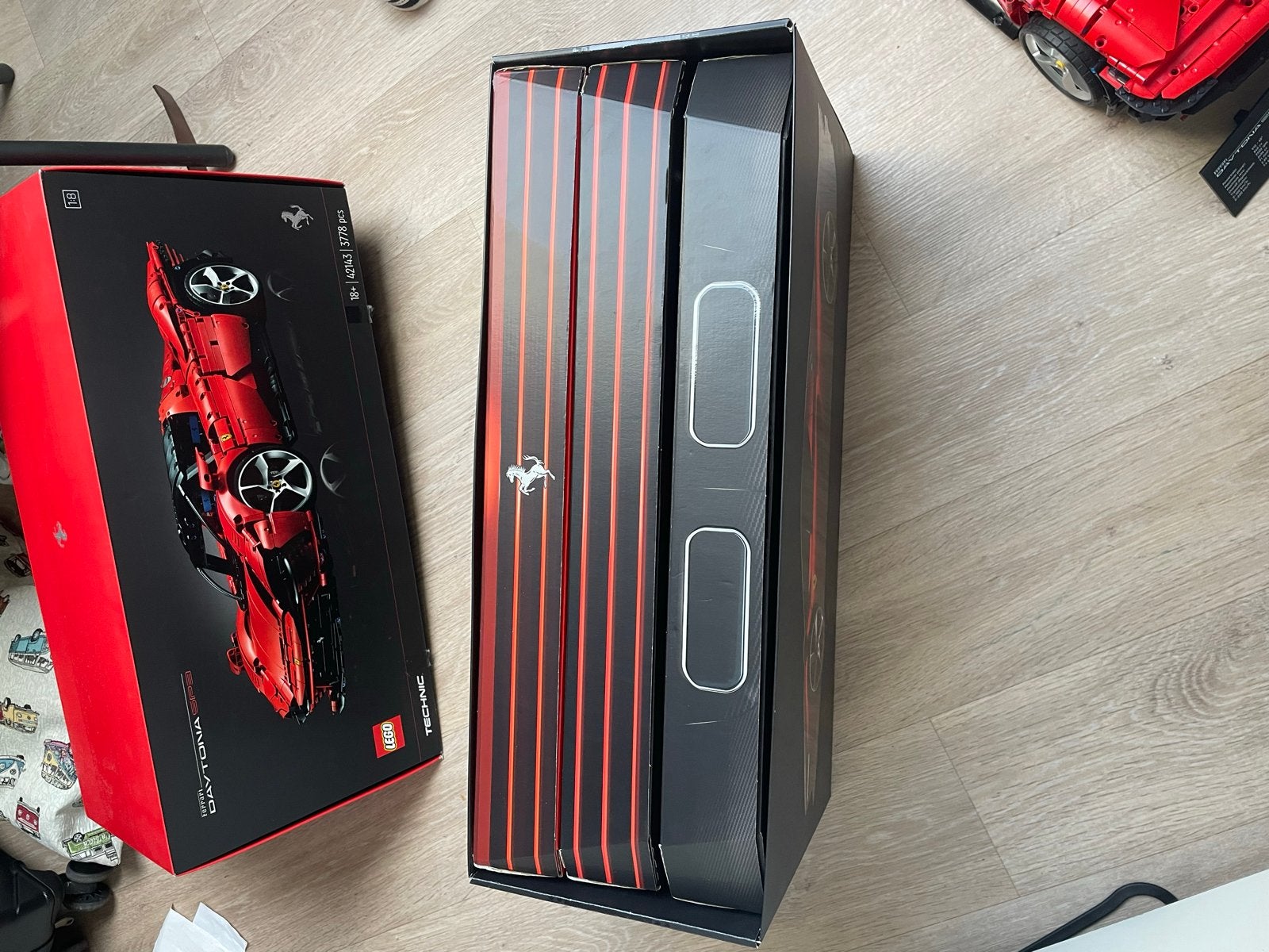 LEGO Technic Ferrari Daytona SP3 (42143), Kinderen en Baby's, Ophalen of Verzenden, Zo goed als nieuw, Overige merken