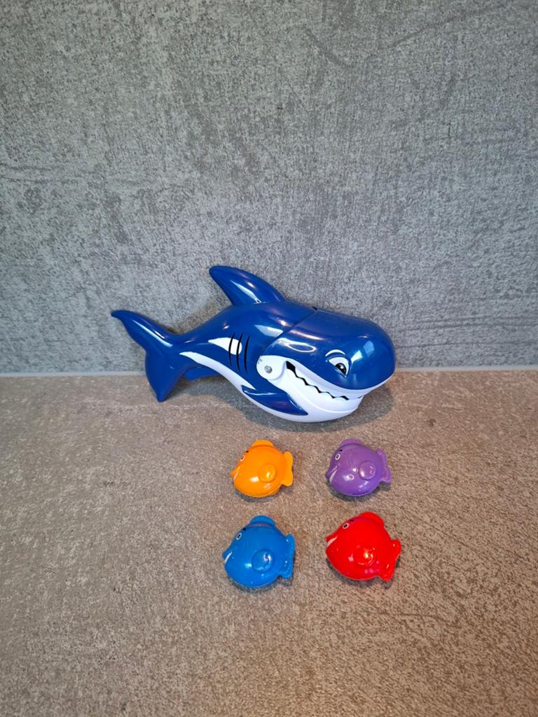 Haai met visjes speelgoed, Ophalen of Verzenden
