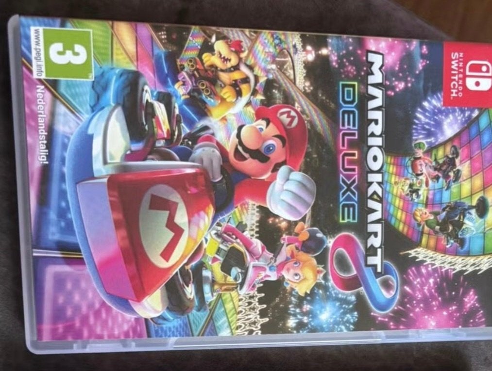 Nieuw Mario Kart 8 Deluxe - Nintendo Switch, Racen en Vliegen, Nieuw, Ophalen of Verzenden, Eén computer