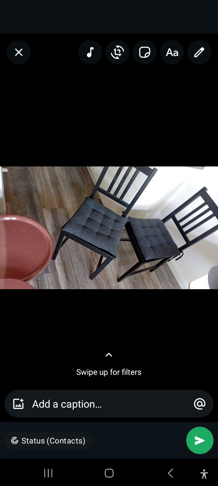Set van 2 zwarte stoelen met kussens en 2 tafels, Huis en Inrichting, Stoelen, Ophalen, Gebruikt, Twee, Zwart