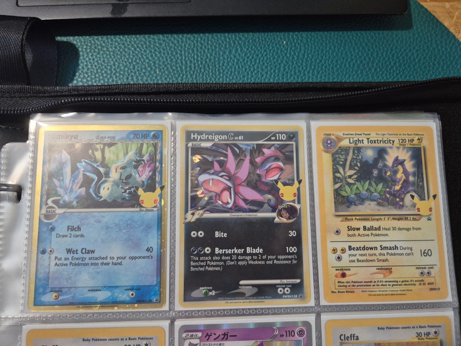 3 Pokémon PROMO's: Mimikyu, Hydreigon, Light Toxtricity, Hobby en Vrije tijd, Verzamelkaartspellen | Pokémon, Ophalen of Verzenden