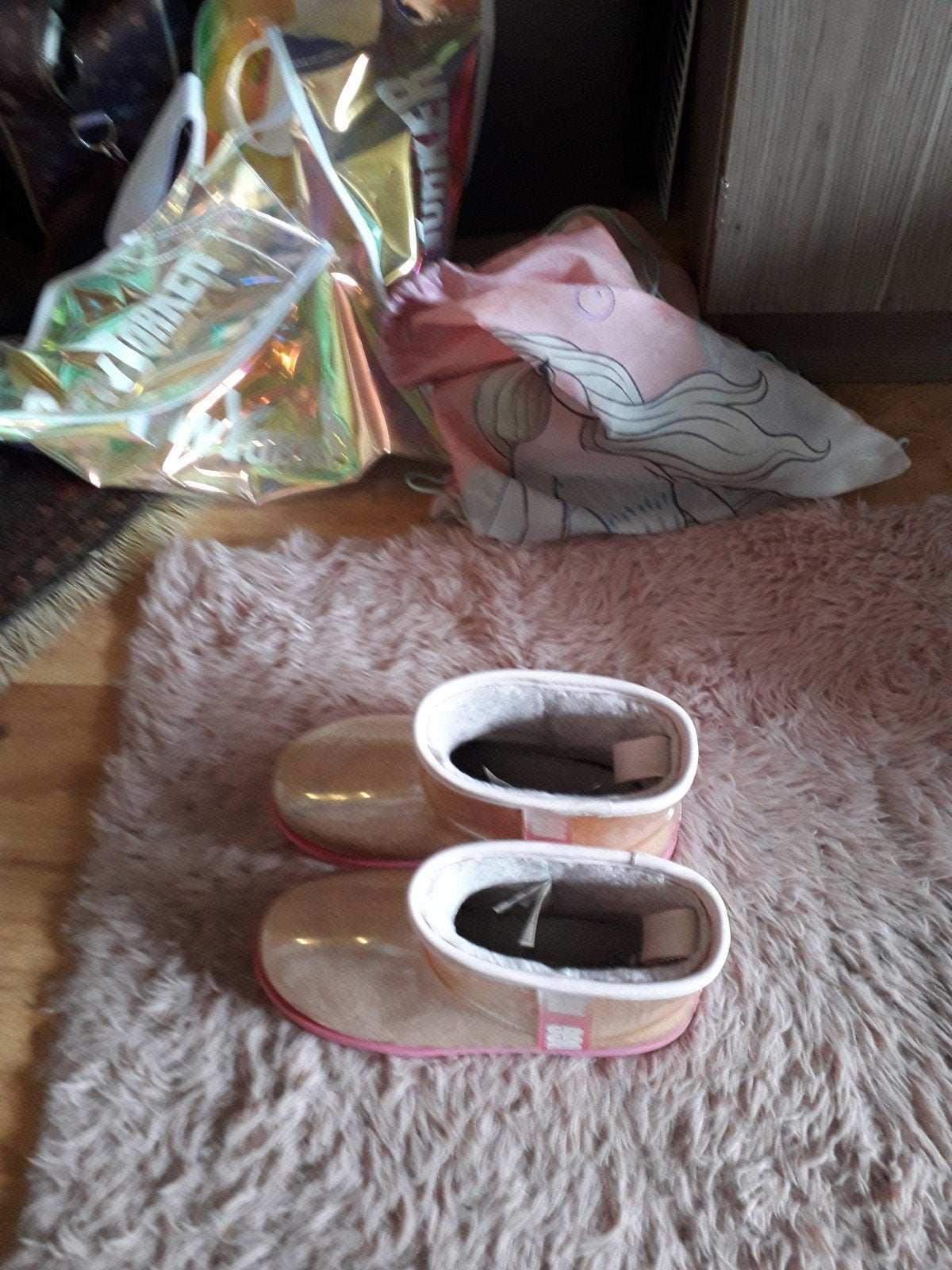 Ugg maat 38 waterdicht, Kleding | Dames, Ophalen of Verzenden, Zo goed als nieuw, Zwart