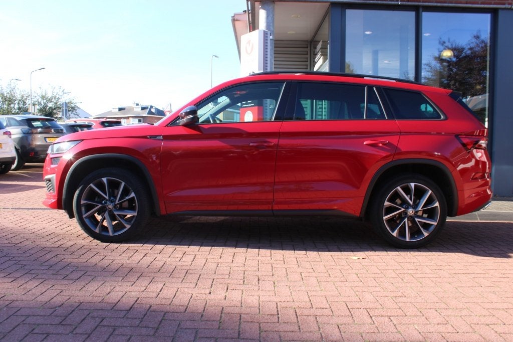Skoda Kodiaq 1.5 TSI Aut. *Sportline* | Carplay | Schuifdak, Auto's, Automaat, 4 cilinders, 150 pk, Origineel Nederlands