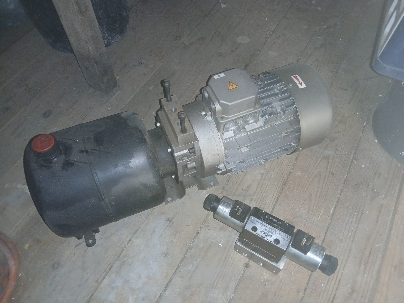 hydraulic motor, Ophalen of Verzenden, Zo goed als nieuw