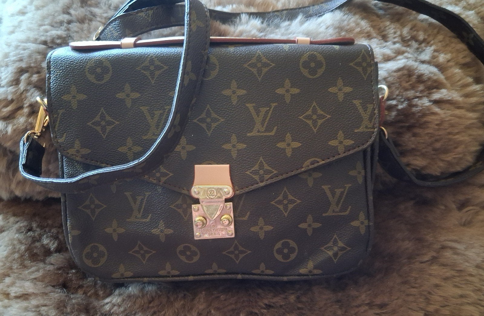 Louis vuitton pochette metis monogram, Ophalen of Verzenden, Bruin, Schoudertasje