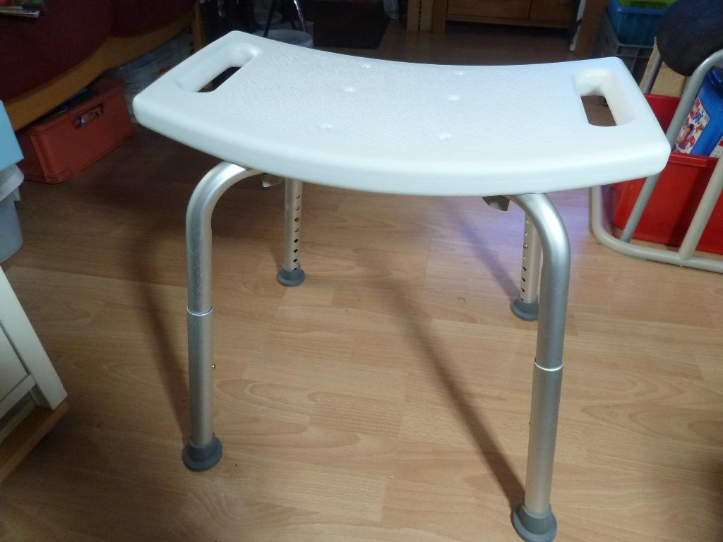 Douche kruk splash, Ophalen, Zo goed als nieuw