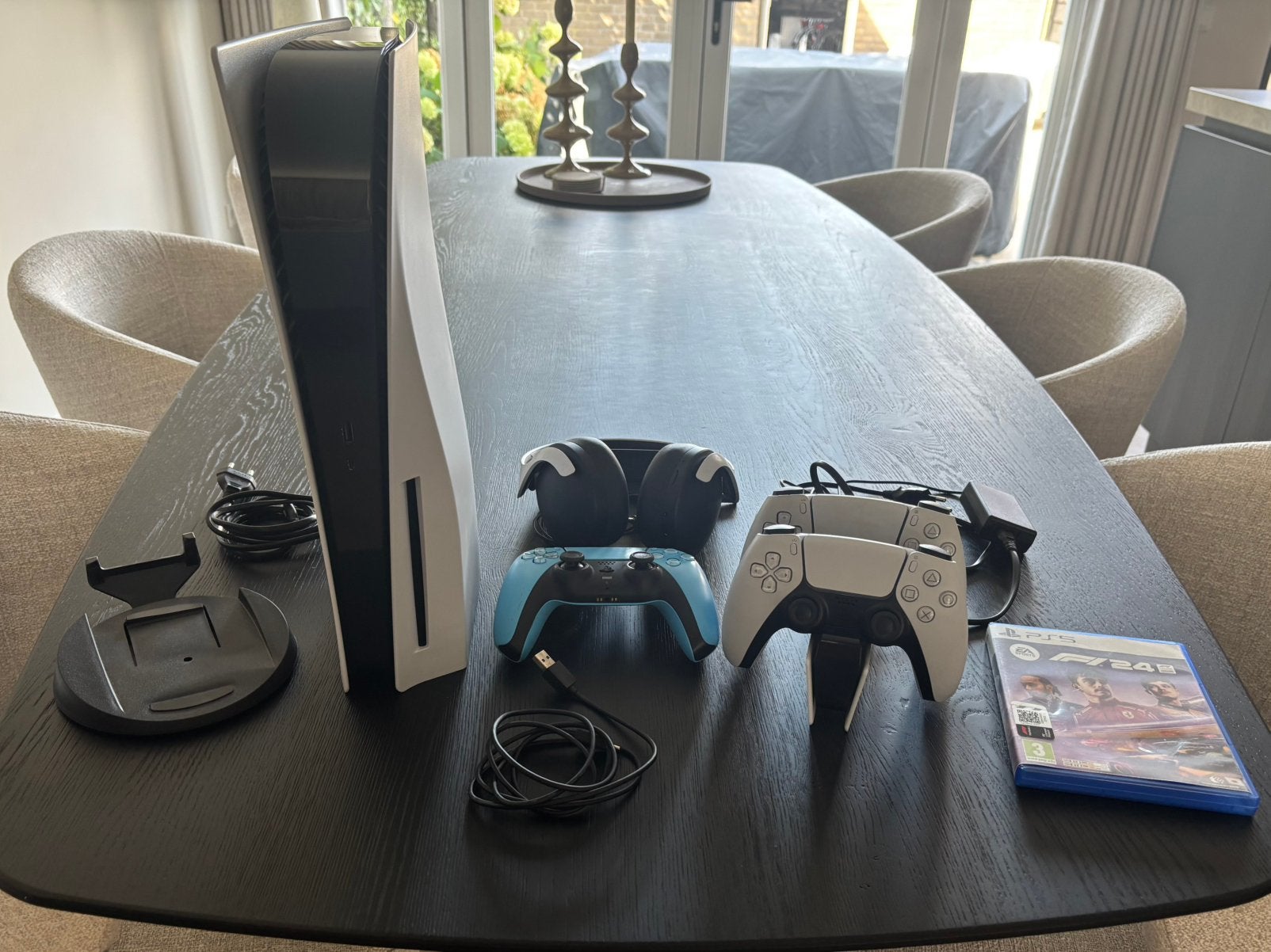 Playstation 5 disc editie met accessoires, Spelcomputers en Games, Ophalen, Gebruikt, Playstation 5