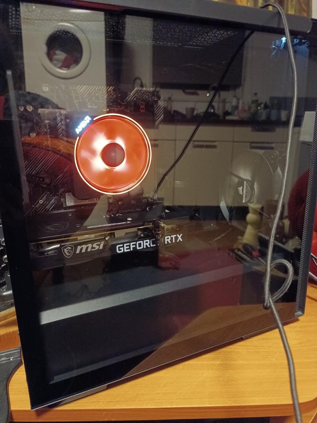 Foto 3 van Gaming PC Ryzen 5 5600X, RTX 3050, 16GB RAM nvme ssd