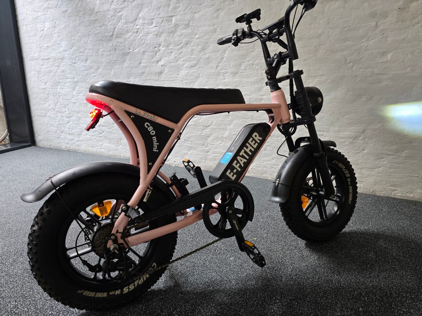 La Souris E-Father C80 Mini Fatbike Special Edition Roze, Ophalen, Zo goed als nieuw, 30 tot 50 km per accu, Overige merken