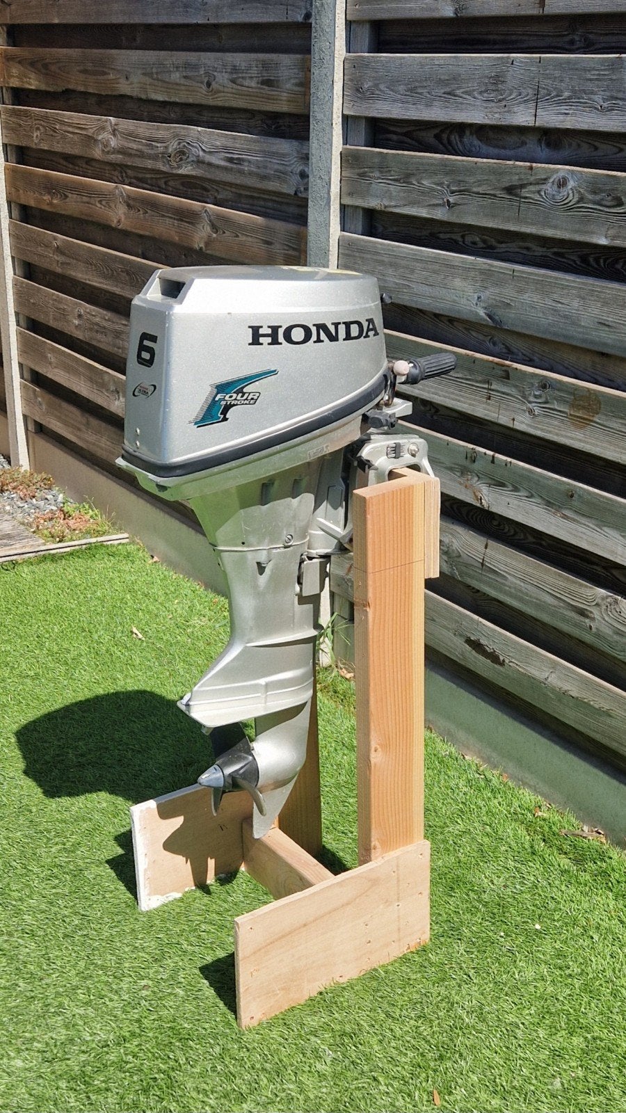 Honda 6 PK buitenboordmotor met tank, Watersport en Boten, Ophalen, 5 tot 10 pk, Viertaktmotor, Zo goed als nieuw