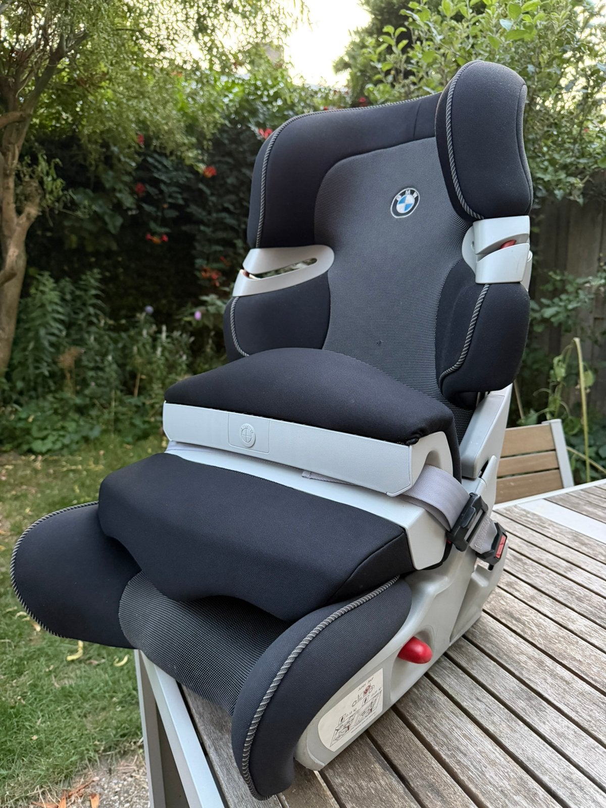 BMW autostoeltje 9-25kg met isofix en zitverhoger, Gebruikt, 9 t/m 36 kg, Isofix, Verstelbare rugleuning