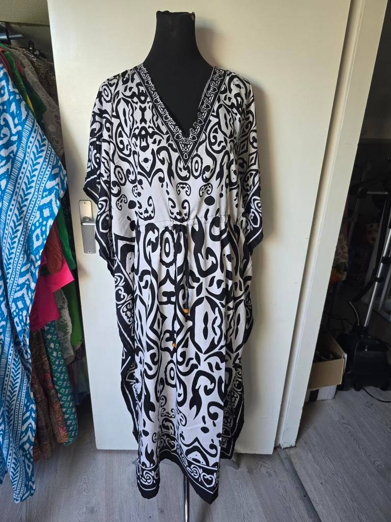 Dames Strand kaftan nieuw, Zwart, Maat 42/44 (L), Nieuw, Ophalen of Verzenden