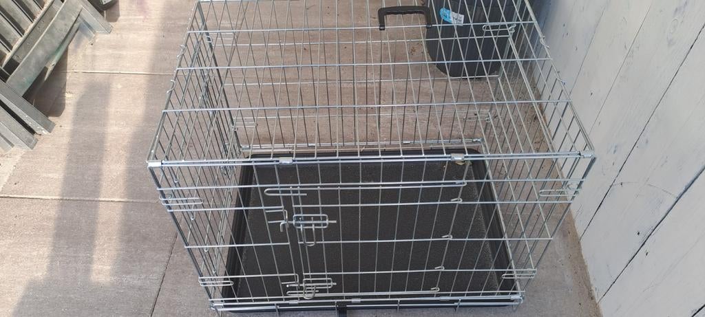 Bench voor hond, Ophalen, Zo goed als nieuw