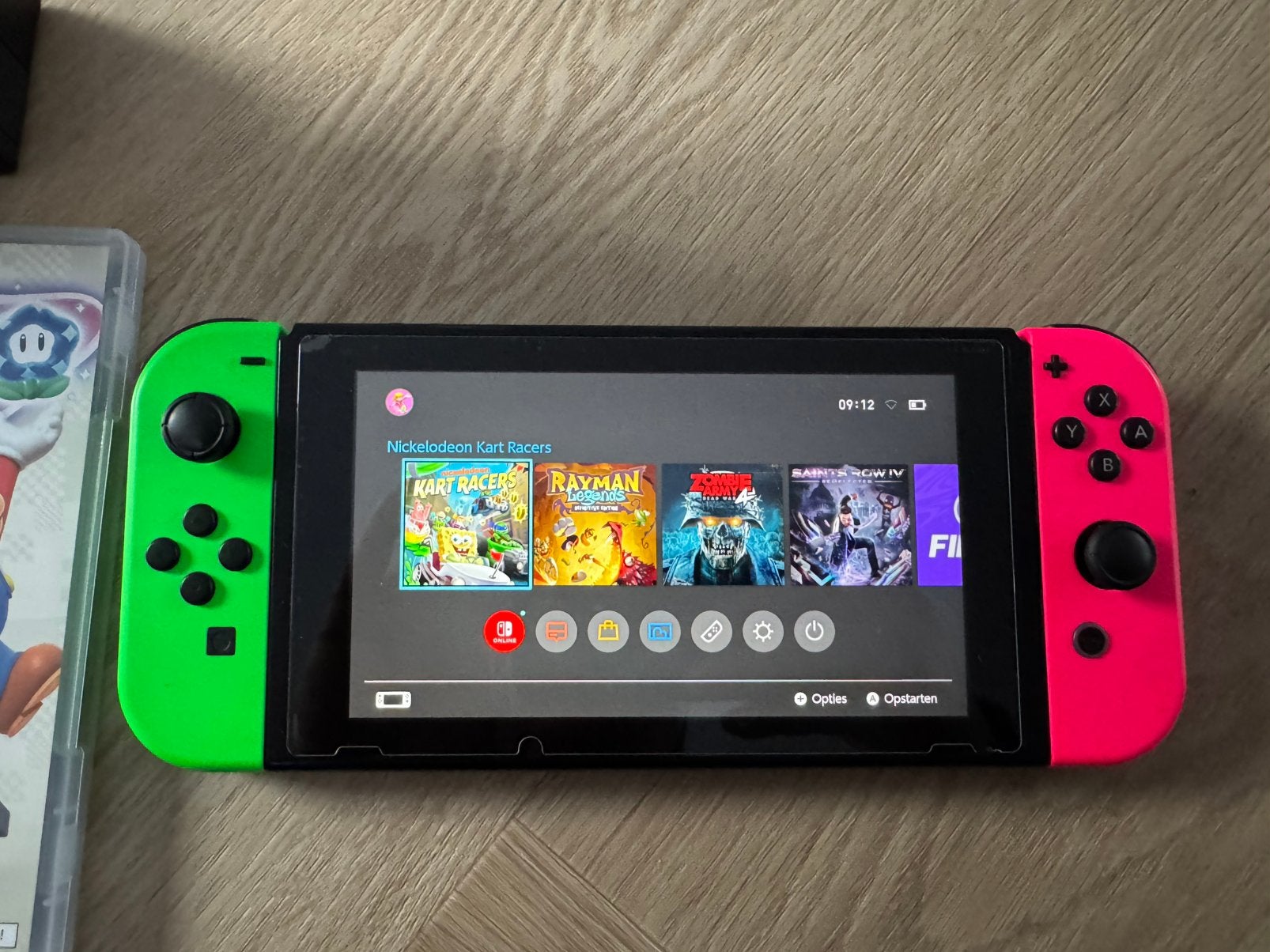 Nintendo Switch met 21 games en 3 controllers, Met games, Ophalen of Verzenden, Zo goed als nieuw, Switch Original