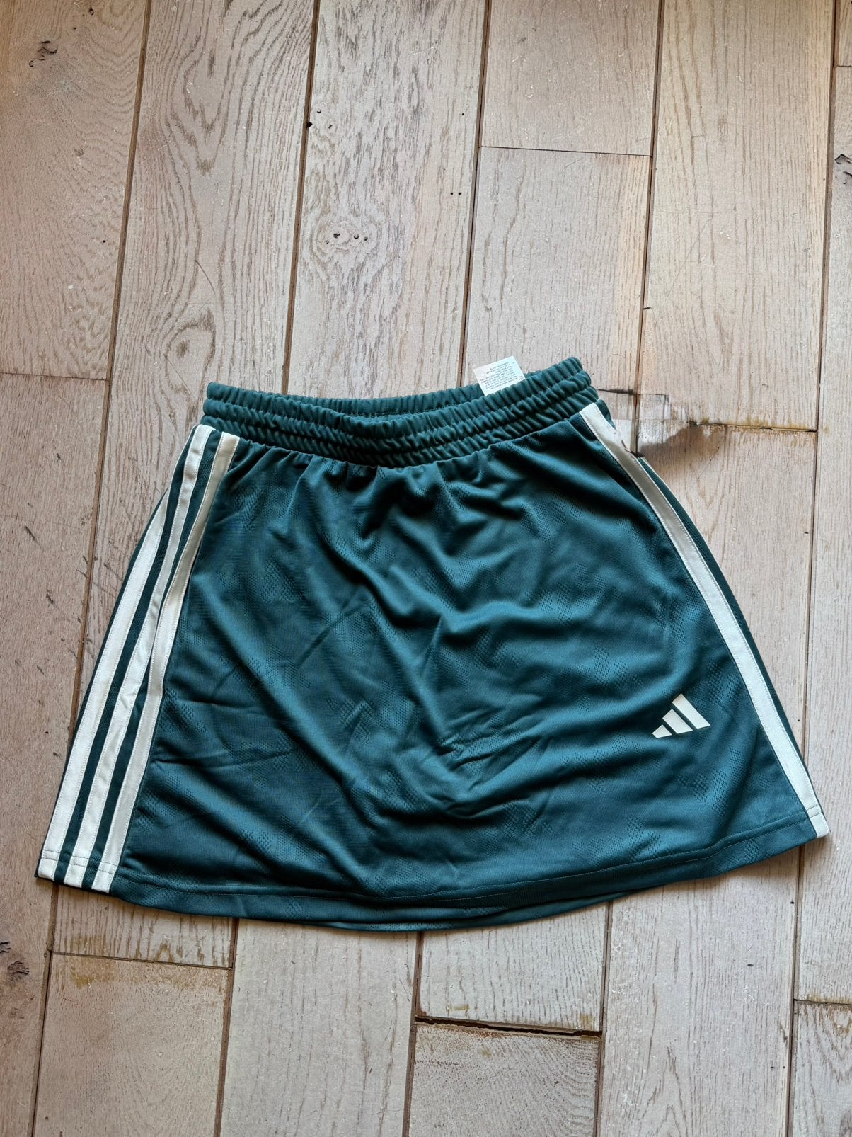 Adidas mesh rokje NIEUW met labels, Nieuw, Ophalen of Verzenden, Maat 34 (XS) of kleiner, Boven de knie